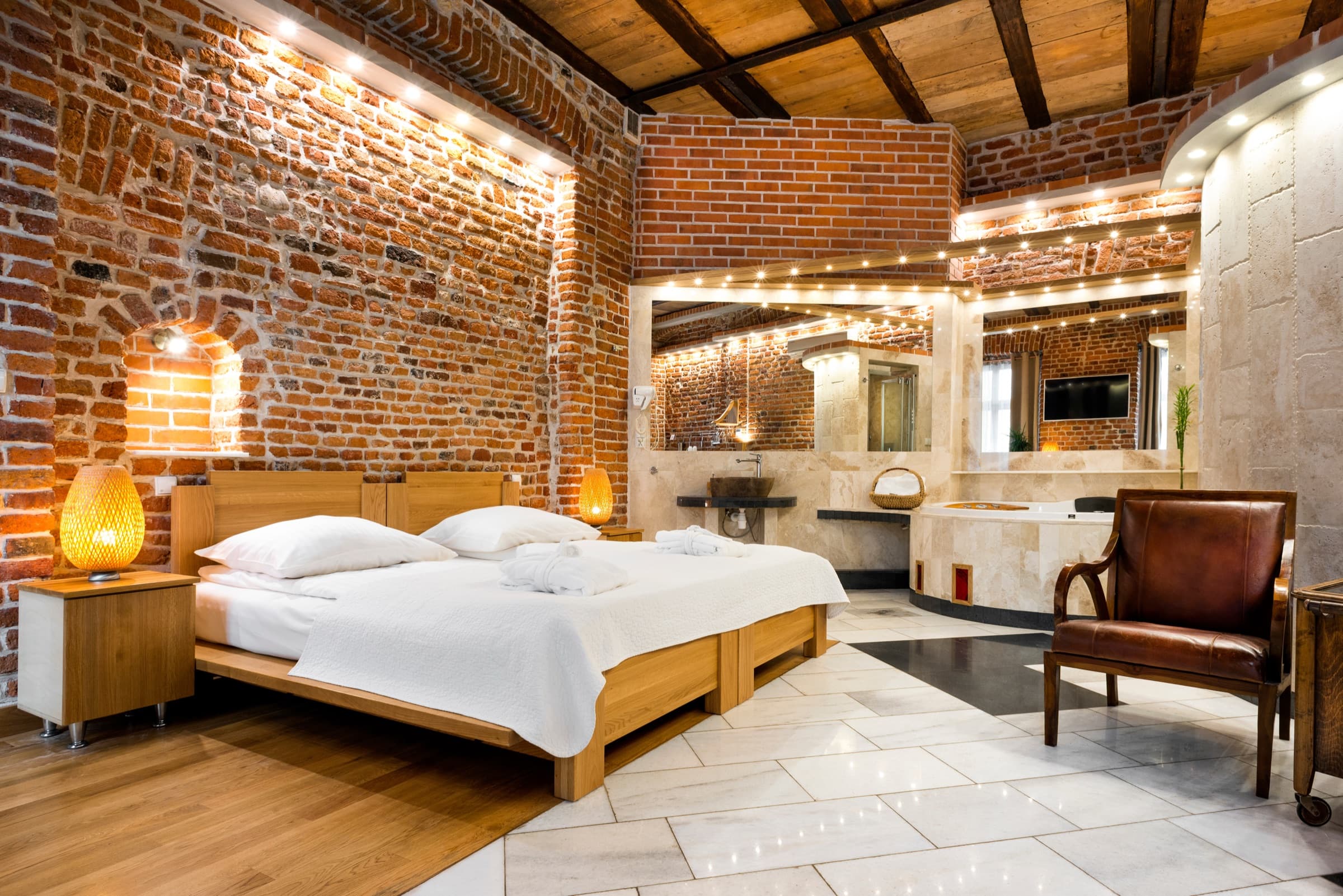Executive Suite — overview, Aparthotel Stare Miasto, Kraków
